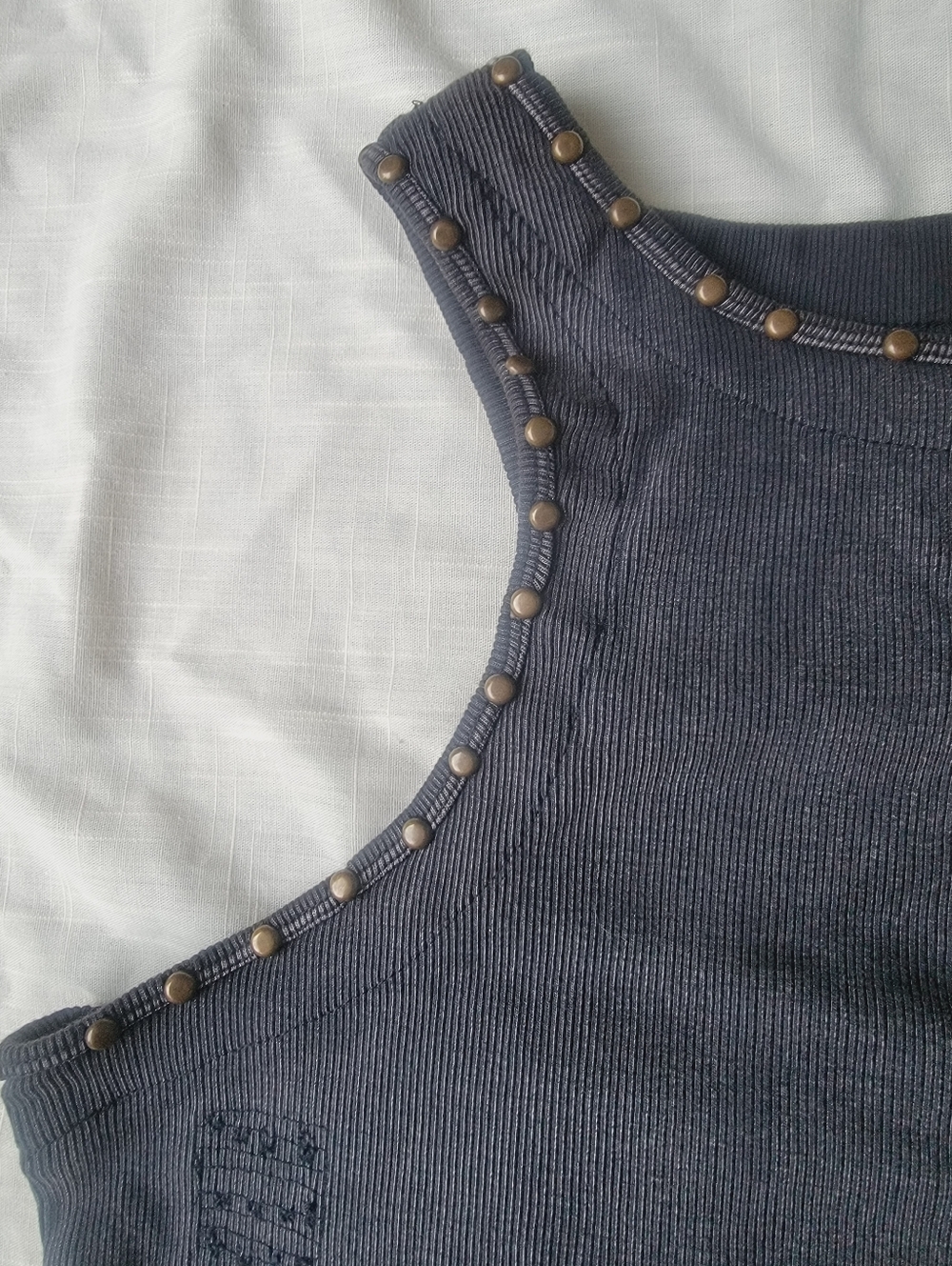 We The Free People Look Back At It Distressed Black Raw-Hem Studded Cropped Tank - Picture 12 of 16